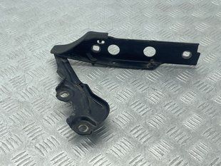 Петля капота 4G8823301E Audi A6