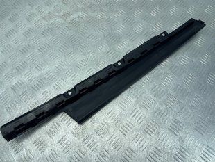 Накладка двери 4M0837902 Audi Q7