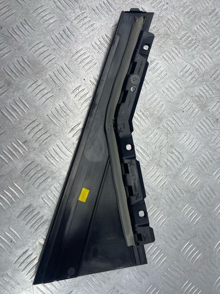 Накладка дверей 4M0839903 Audi Q7