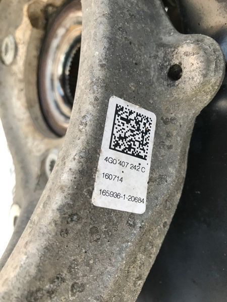 Поворотний кулак / цапфа 4G0407242C Audi A7