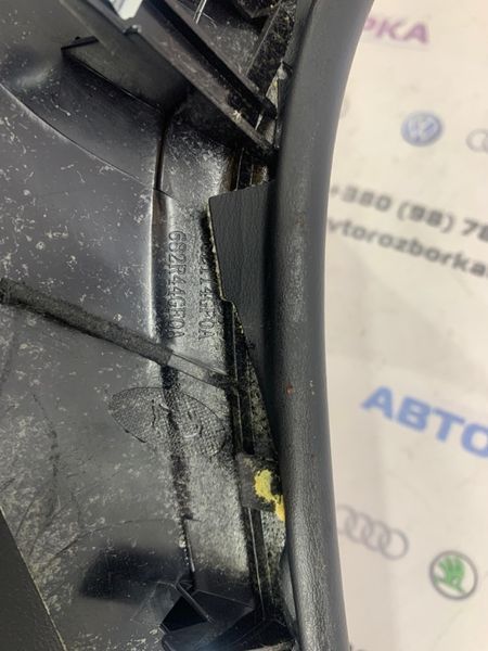 Накладка центральной консоли 682R34GF0A Infiniti Q50