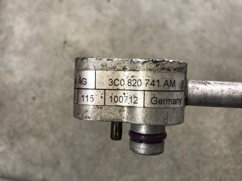 Трубка кондиціонера 3C0820741AM Volkswagen CC