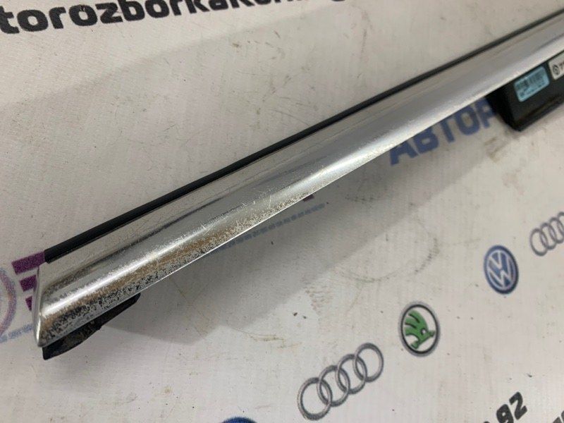 Молдинг двери ХРОМ 4H4853764B Audi A8