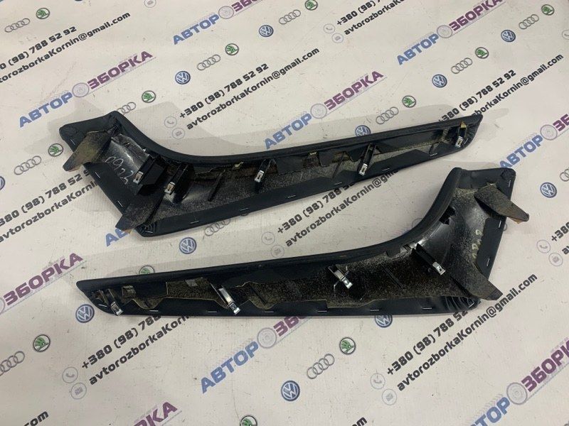 Накладка центральной консоли 682R34GF0A Infiniti Q50