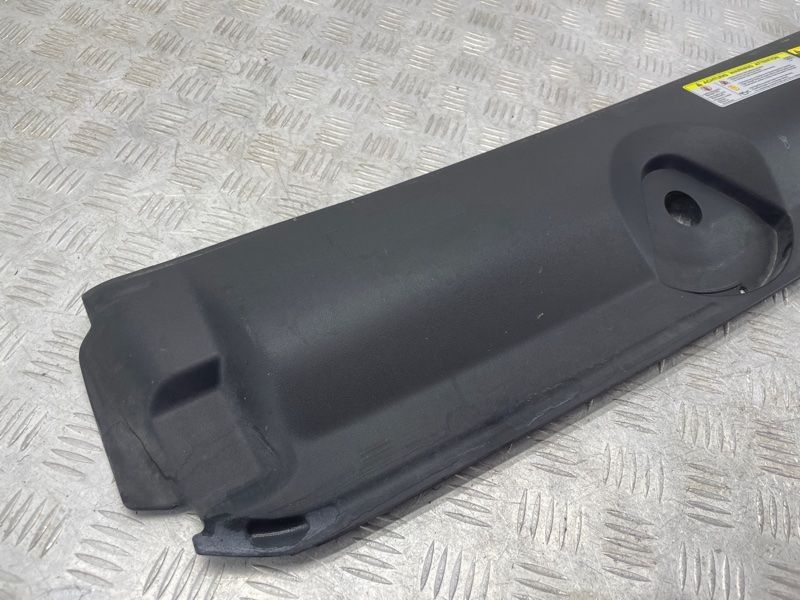 Накладка радіатора 8W0807061 Audi A4