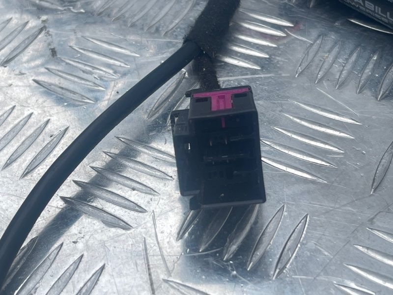 Привідний блок кришки багажника 4G8827851F Audi A7