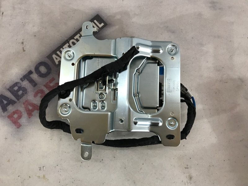 Підсилювач звуку LJ6T18T806AF Ford Escape