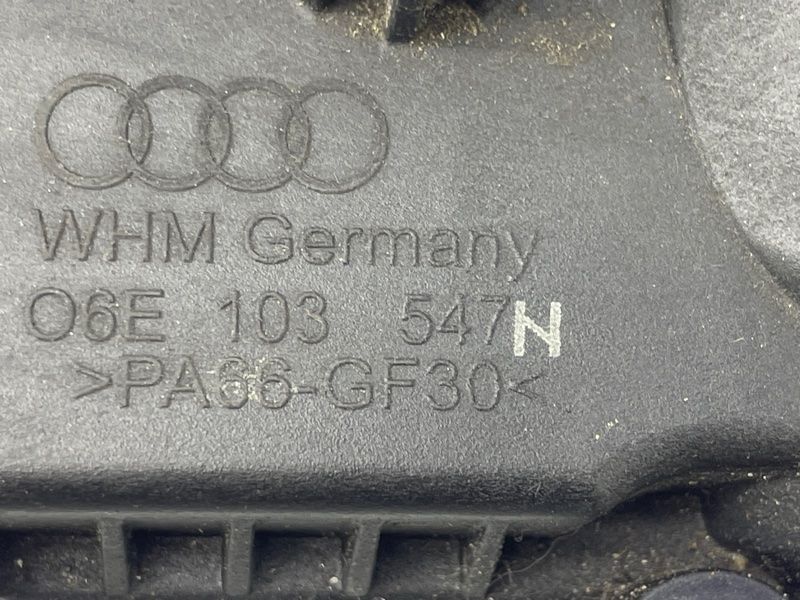 Клапан вентиляції картера двигуна 06E103547N Audi Q7