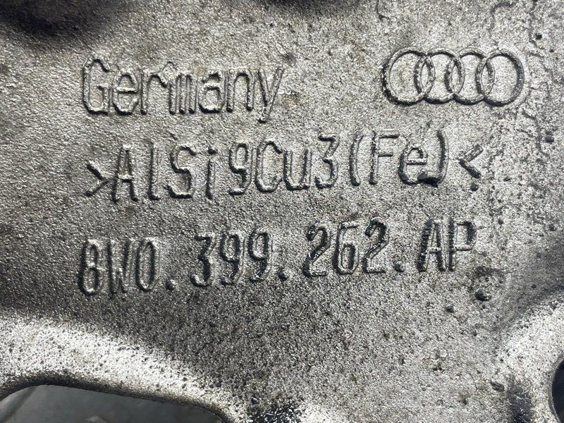 Опора / кронштейн АКПП 8W0399262AP Audi A4