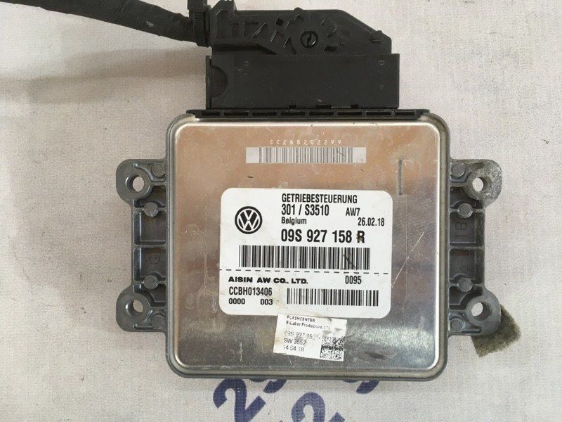 Блок управления АКПП 09S927158R Volkswagen Jetta