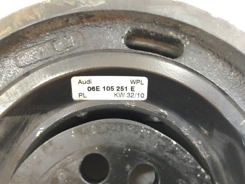 Шків колінвала 06E105251E Audi Q7