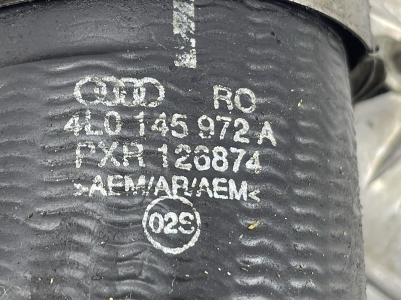 Патрубок інтеркулера 4L0145972A Audi Q7