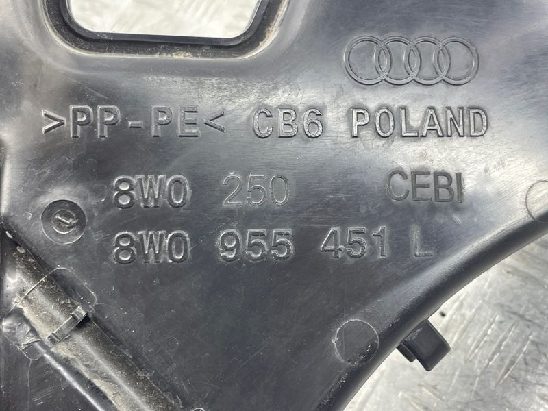 Бачок омивача скла 8W0955451L Audi A4