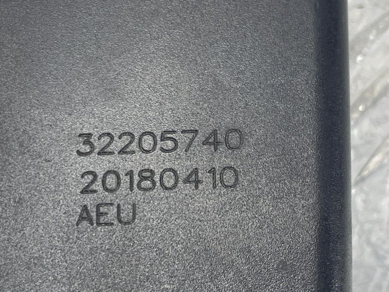 Замок ременя безпеки 32205740 Volvo XC60