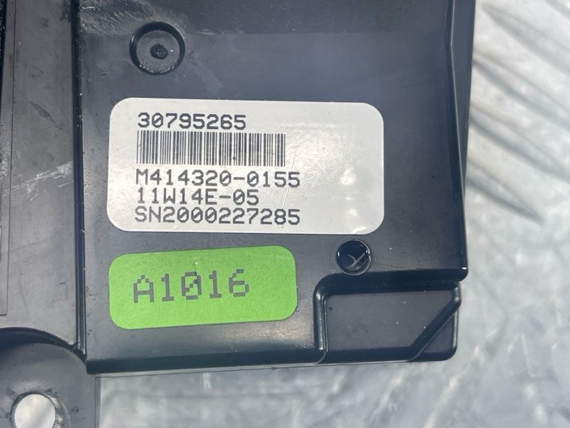 Блок керування кондиціонером 30795265 Volvo XC60