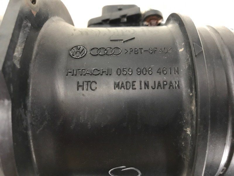 Датчик масового потоку повітря (MAF) 420133471 Audi Q7