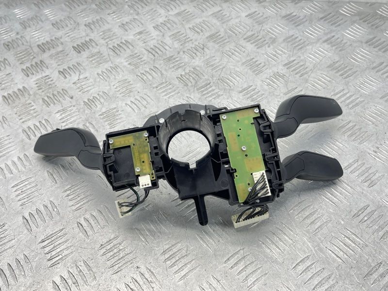 Блок подрулевых переключателей 4H0953502A Audi A8