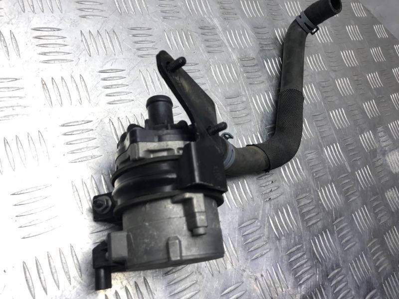 Насос системи охолодження 8K0965567 Audi A6 Audi A6, Audi Q7