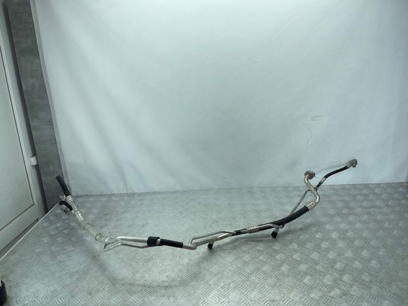 Трубка кондиціонера 7P1820741AP Volkswagen Touareg