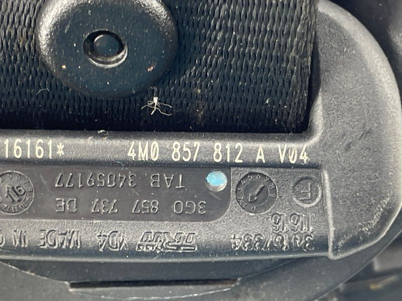 Ремень безопасности сиденья 3-го ряда 4M0857812A Audi Q7