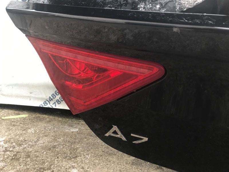 Стоп / ліхтар внутрішній 4G8945093A Audi A7
