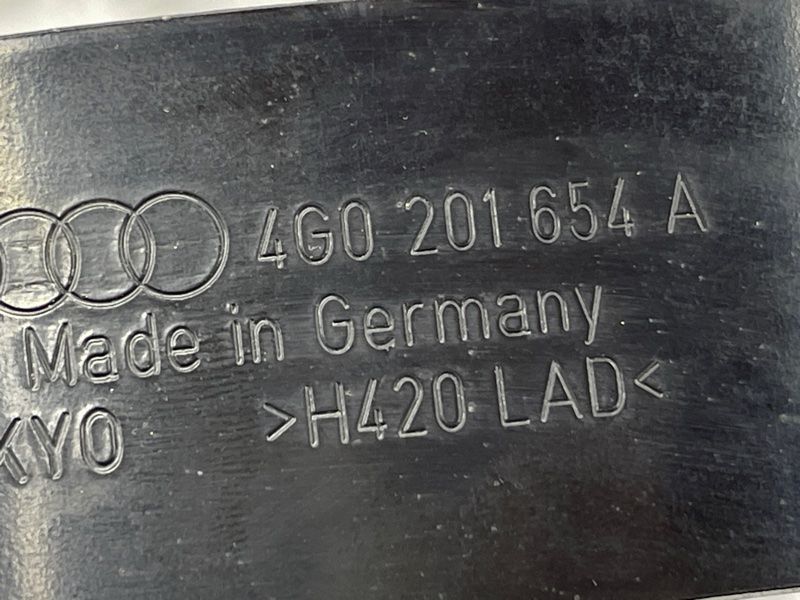 Хомут топливного бака 4G0201654A Audi A6