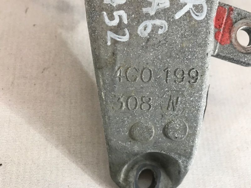 Опора двигателя правая 4G0199308N Audi A6 Audi A4, Audi A5, Audi A6, Audi A7, Audi A8, Audi Q5, Audi S4, Audi S5, Audi SQ5