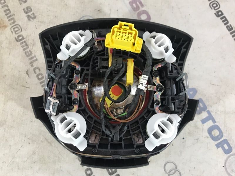 Подушка в руль / Airbag 8K0880201AC6PS Audi A4