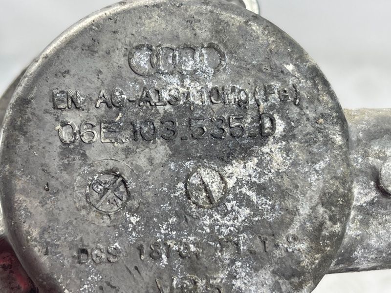 Корпус топливного насоса 06E103535D Audi A6 Audi A4, Audi A5, Audi A6, Audi A7, Audi A8, Audi Q7, Audi S4, Audi S5, Audi S6, Audi S8