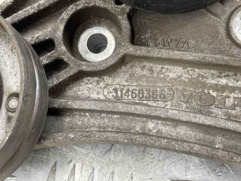 Ролик обводной 31460388 Volvo XC90