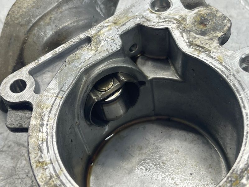 Корпус топливного насоса 06E103535D Audi A6 Audi A4, Audi A5, Audi A6, Audi A7, Audi A8, Audi Q7, Audi S4, Audi S5, Audi S6, Audi S8