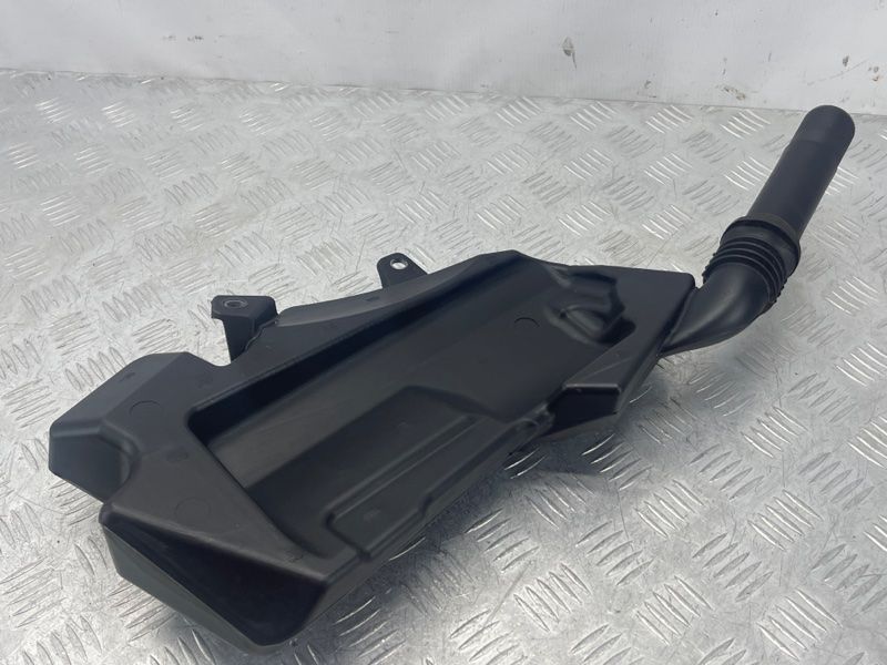 Заливна горловина бачка склоомивача 4G1955462A Audi A7 Audi A6, Audi A7, Audi RS7, Audi S6, Audi S7