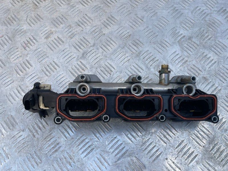 Коллектор впускной 06E133110AS Audi Q5