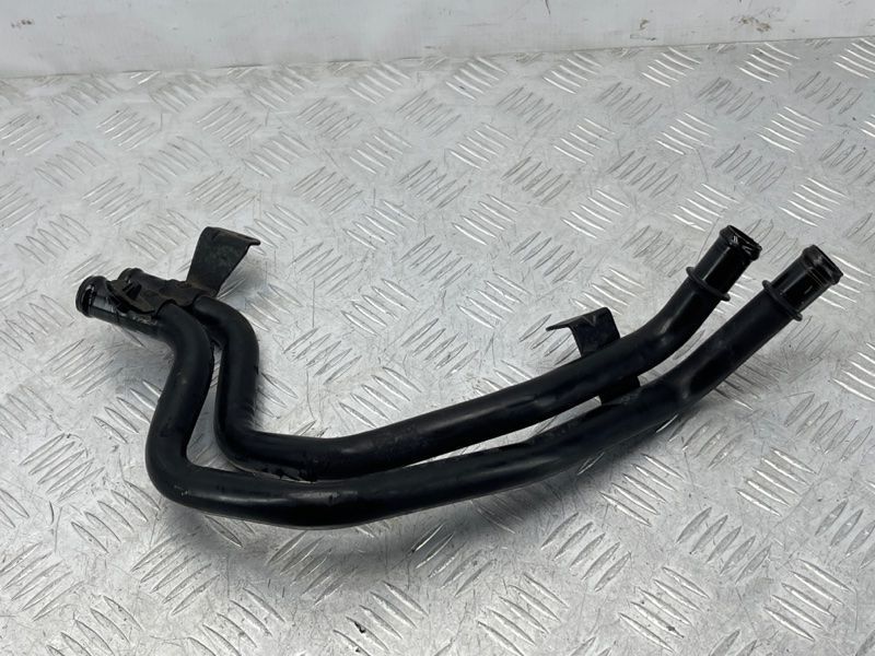 Трубопровід системи охолодження 7L8121070AD Audi Q7