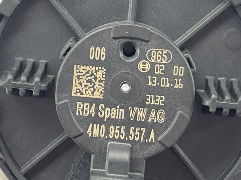 Датчик удару 4M0955557A Audi Q7