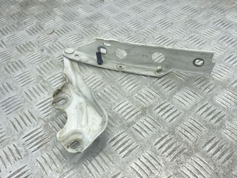 Петля капота 4G8823301E Audi A6