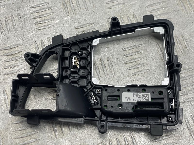 Індикатор перемикання 8W1713111CMNC Audi A4 Allroad