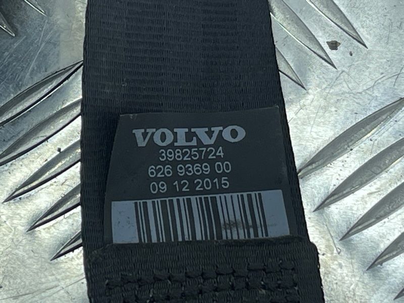 Ремінь безпеки сидіння 2-го ряду 39825724 Volvo XC90