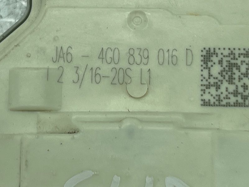 Замок дверей 4G0839016D Audi Q7