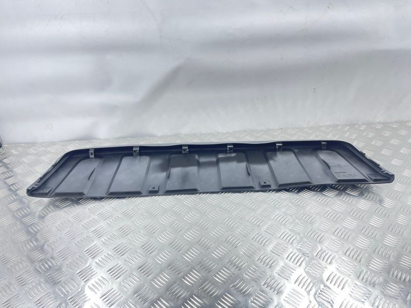 Спойлер переднего бампера 4L0807733B1RR Audi Q7