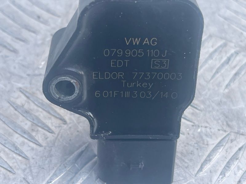 Котушка запалювання 06H905110G Audi S8