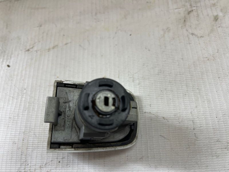 Ковпачок ручки дверей Volvo XC60