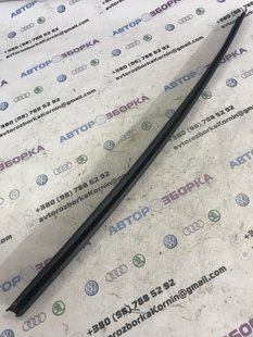 Молдинг лобового стекла 4G0854327A Audi A6