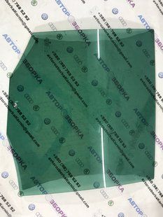Стекло двери 5N08450256A Volkswagen Tiguan