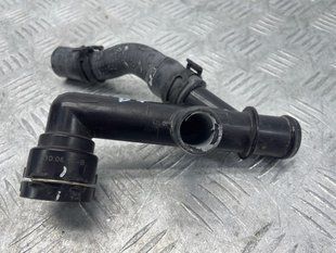Патрубок 5C0122391E Volkswagen Passat