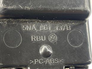 Плафон освещения салона 5TA947292B Volkswagen Tiguan