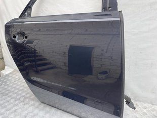 Двері Audi A8