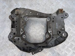Траверса коробки передач 4G0399263AC Audi A8