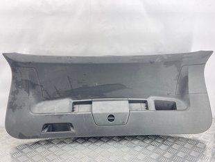 Обшивка задней крышки Ляда 5NN86760182V Volkswagen Tiguan