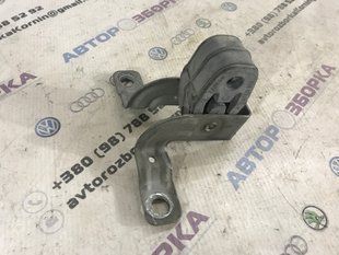 Подушка глушителя 7L8253144C Audi Q7